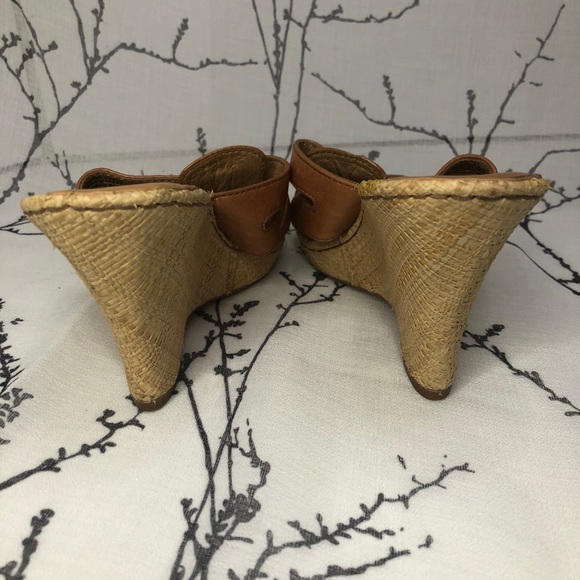 Born Leather Strap Wedge Sandles - Picture 9 of 11